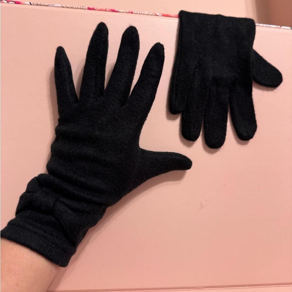 H&M Black Stylish Bow-tie Accent Gloves